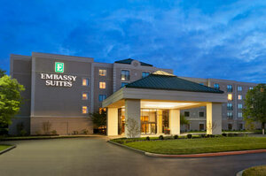 Гостиница Embassy Suites Philadelphia - Airport
