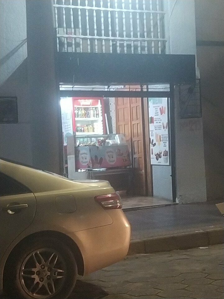 Ice cream Heladeria Karina, Santa Cruz de la Sierra, photo