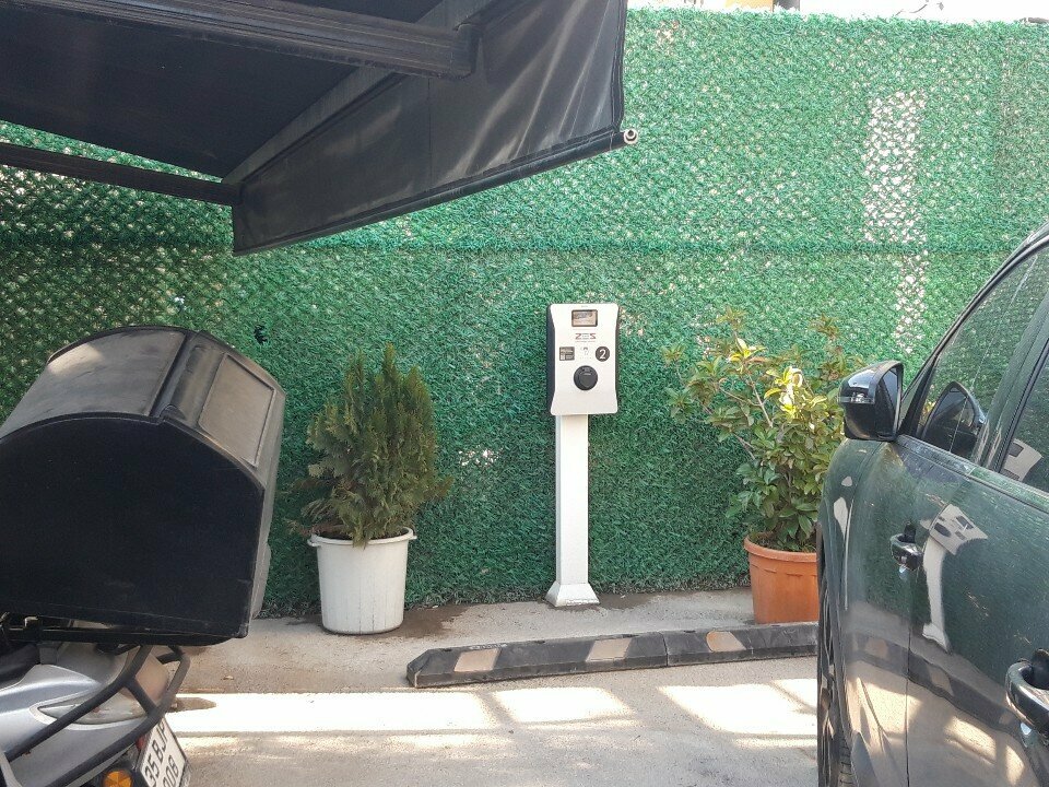 Electric car charging station Zes Electric Charging Station, Izmir, photo