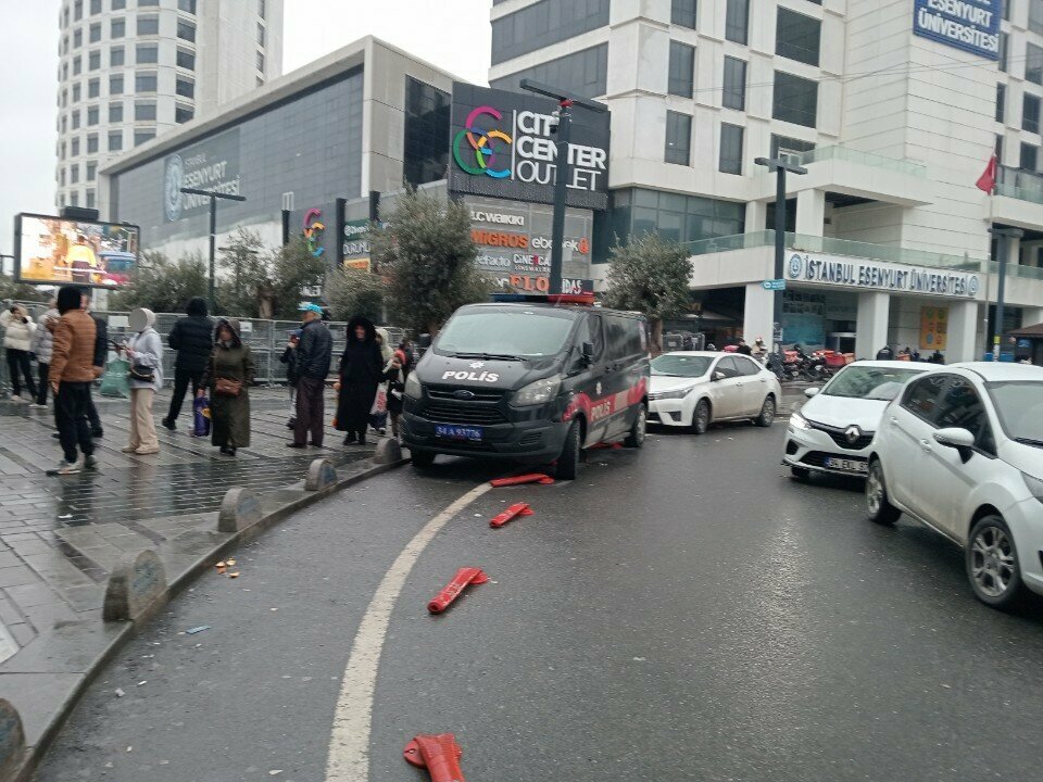 ATM Ing ATM, Istanbul, photo
