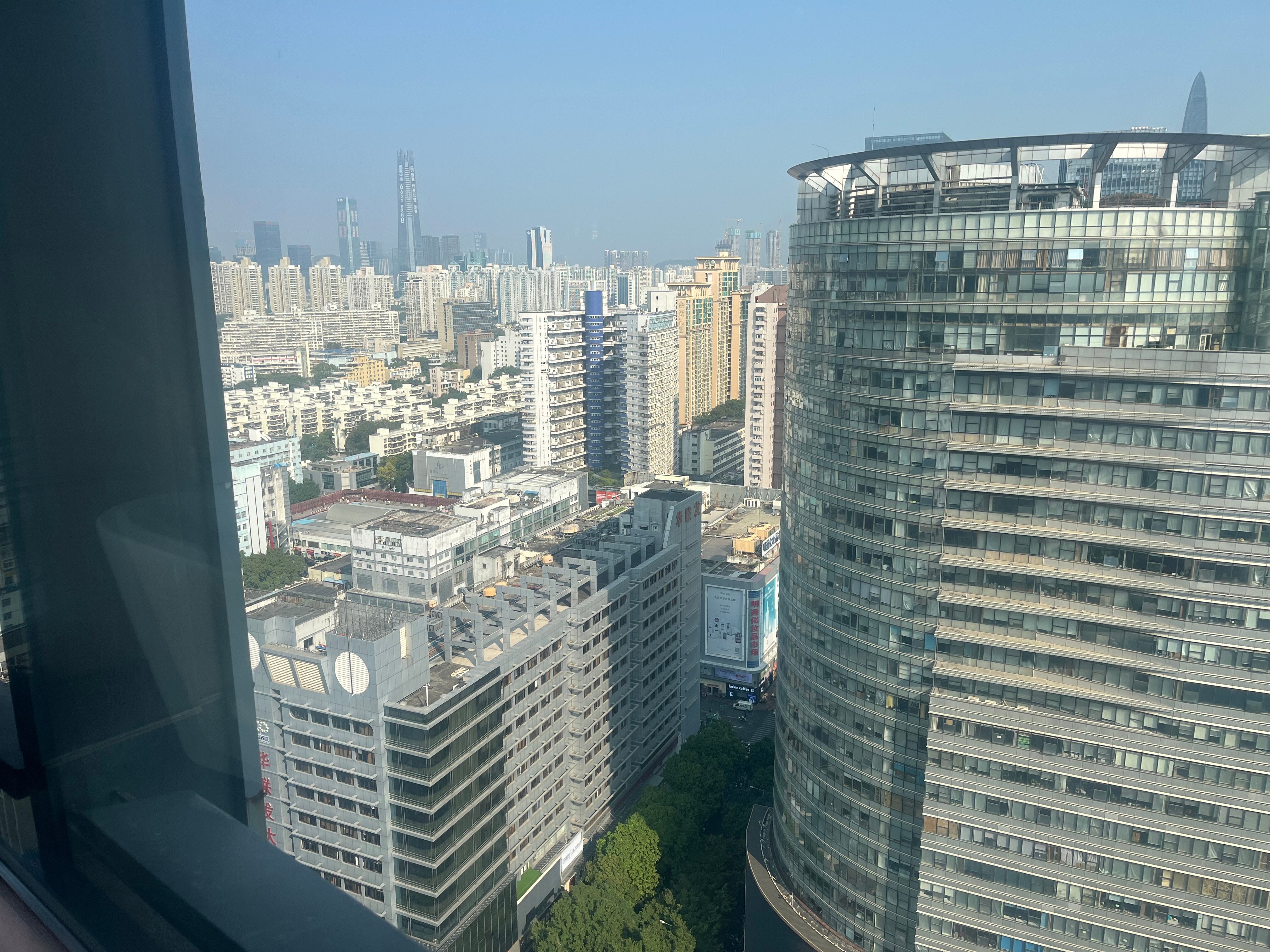 Фото Huaqiang Plaza Hotel Shenzhen