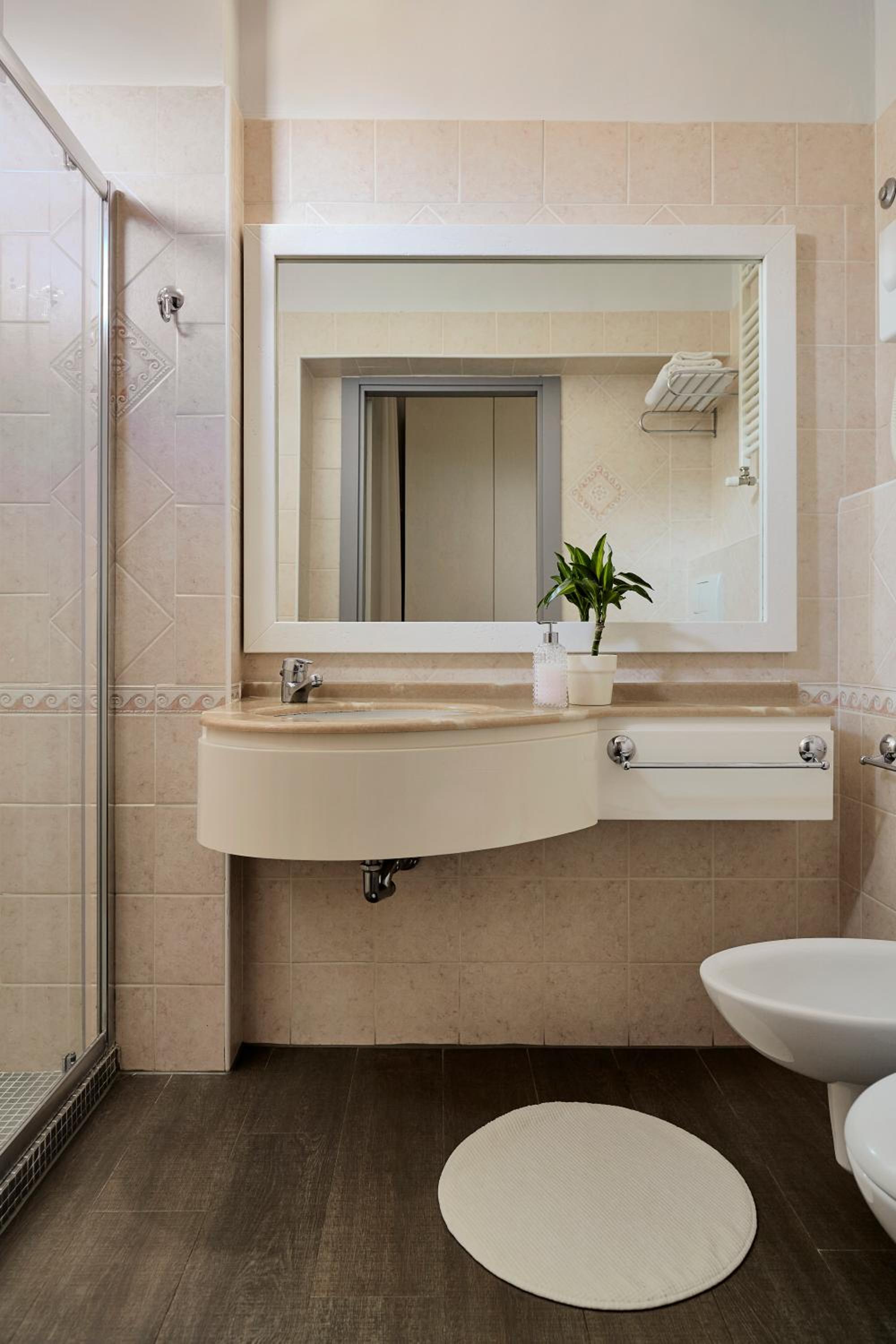 Фото Hotel Madison