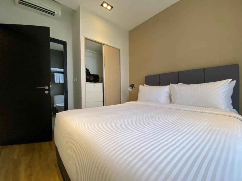 Фото Momentus Serviced Residences Novena