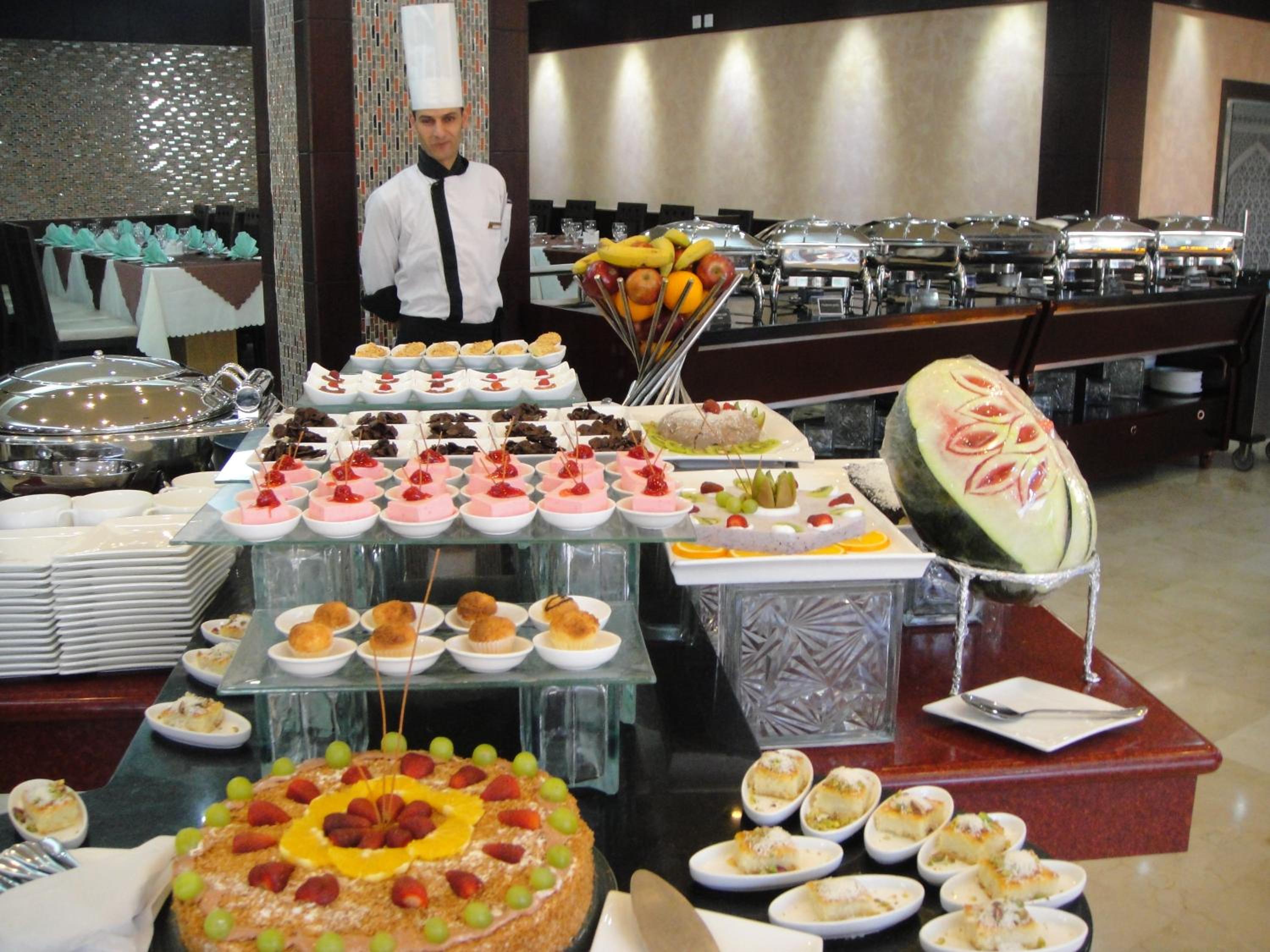 Фото Petra Moon Hotel