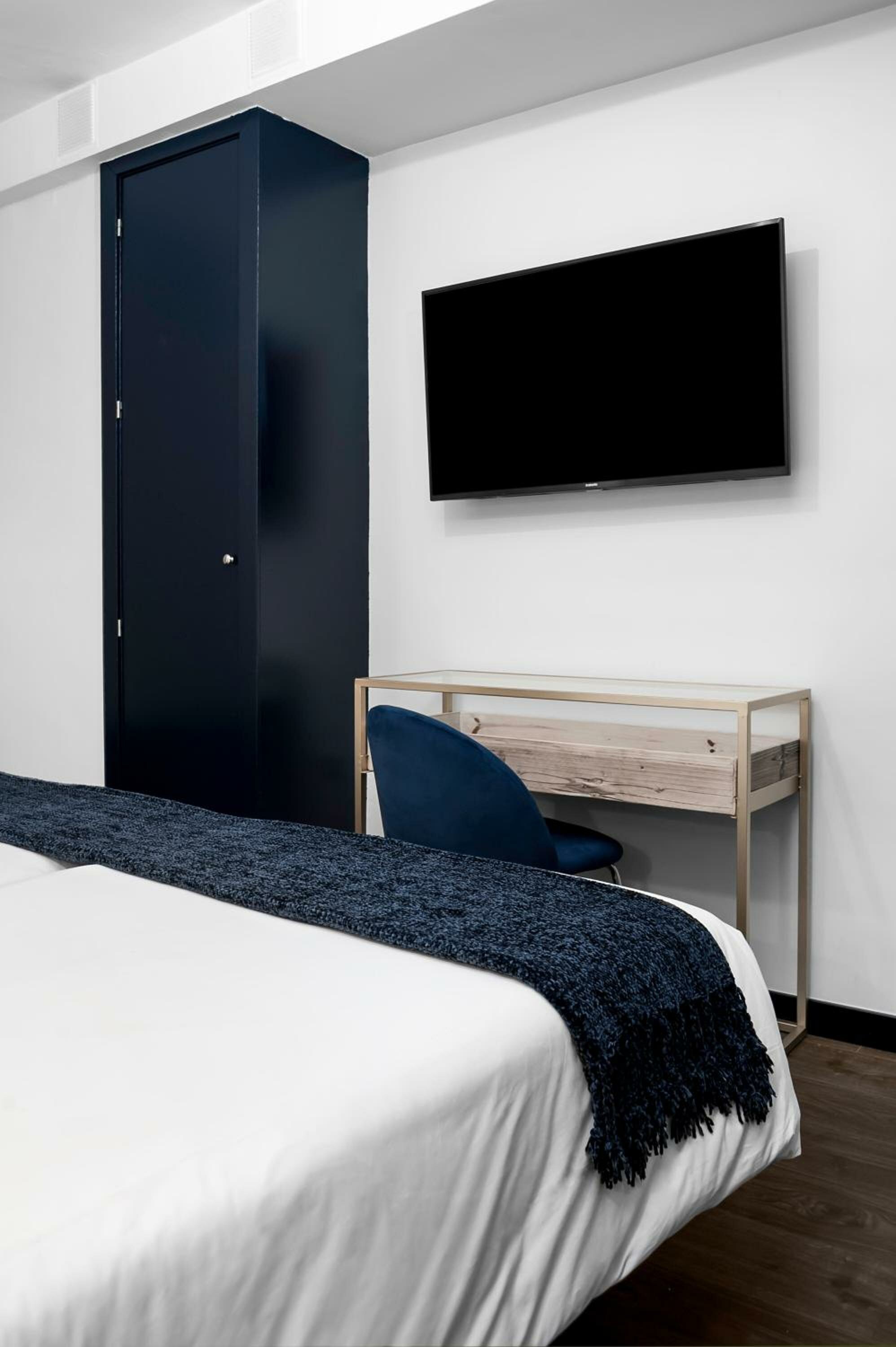 Фото Los Girasoles