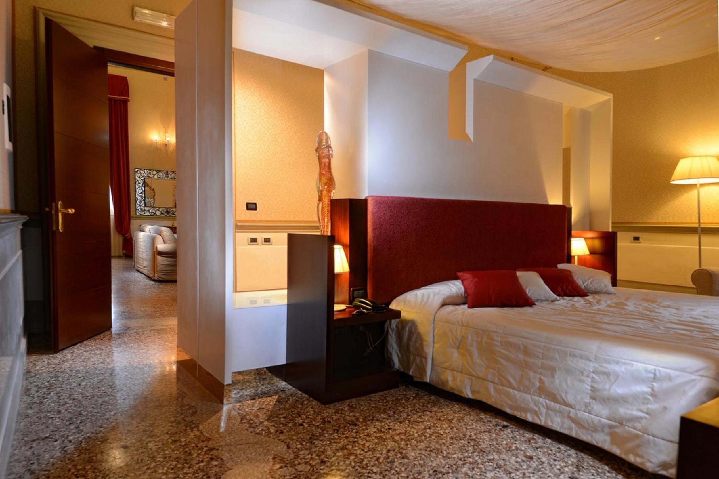 Фото Ruzzini Palace Hotel