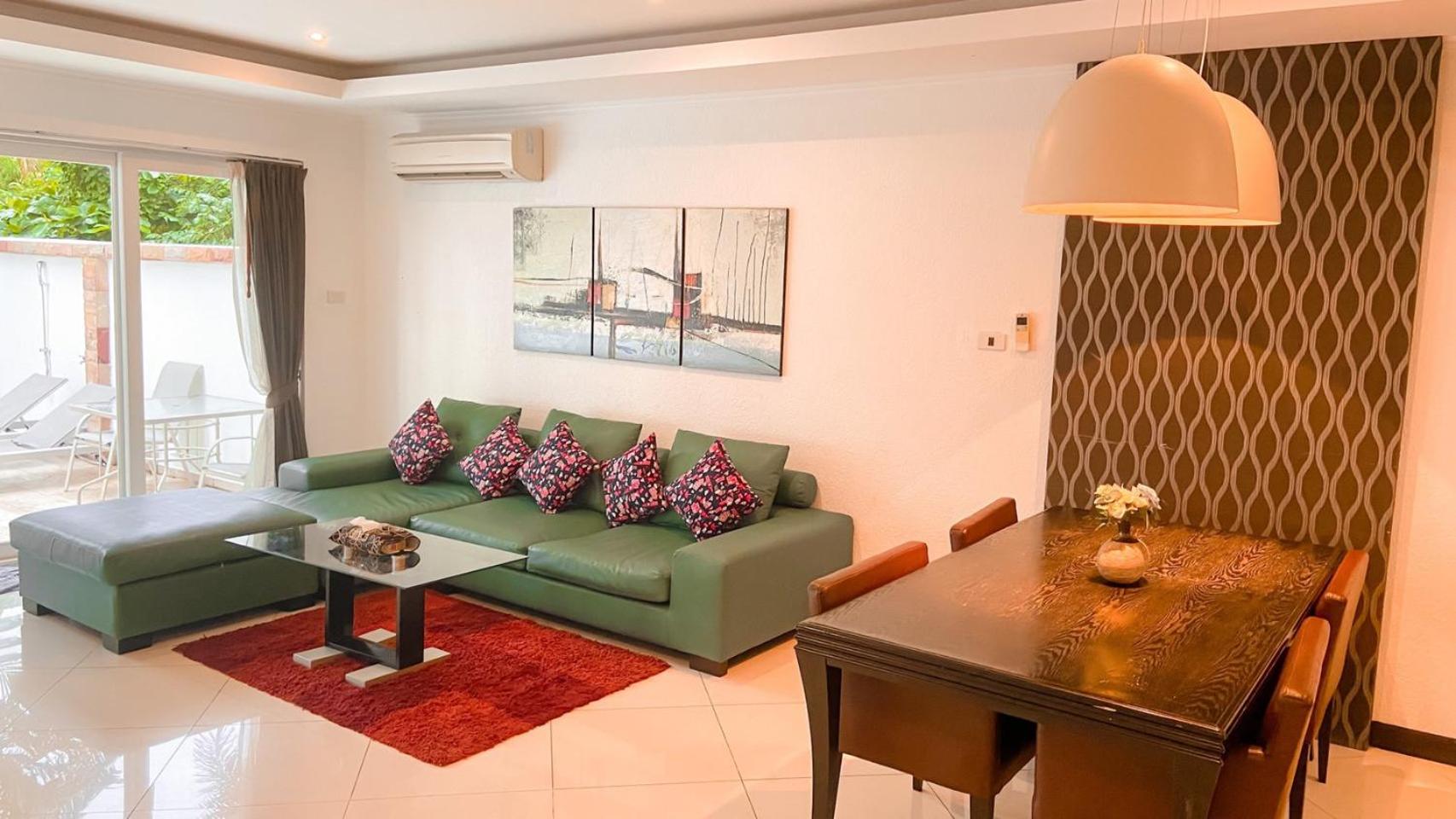 Фото Tabaluga Pool Villa Hotel