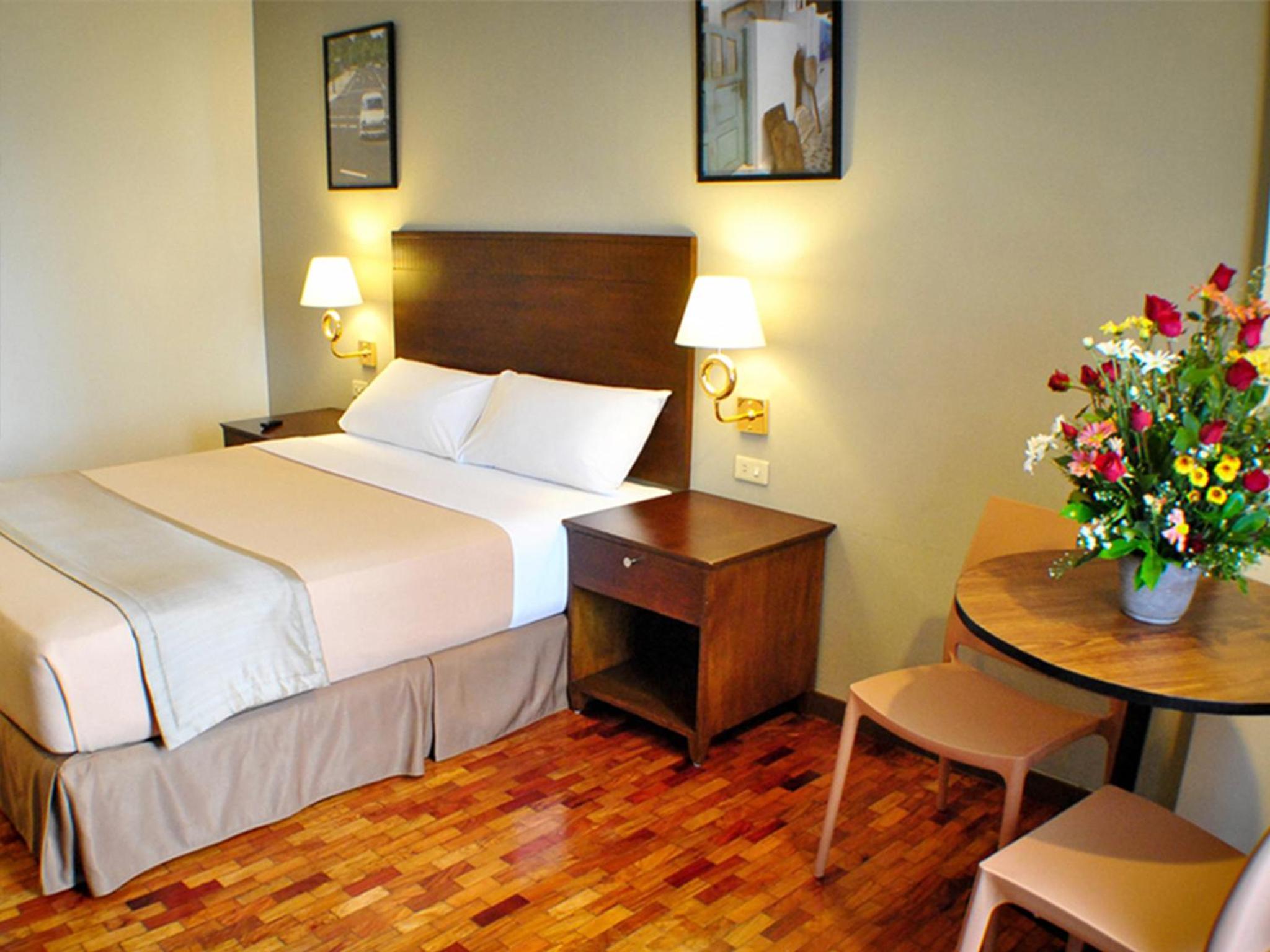 Фото Fersal Hotel Kalayaan