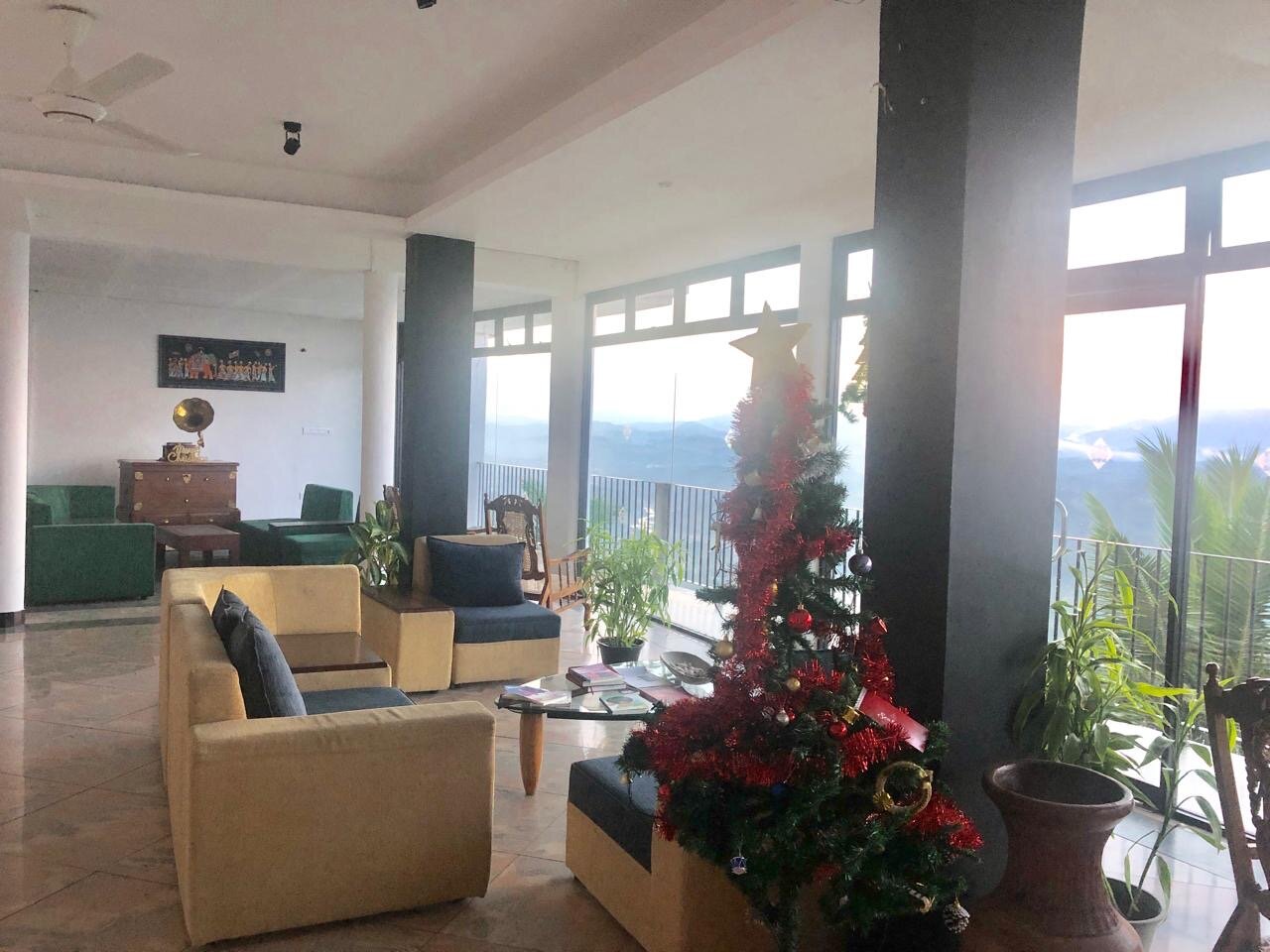 Фото Ceyloni Panorama Resort