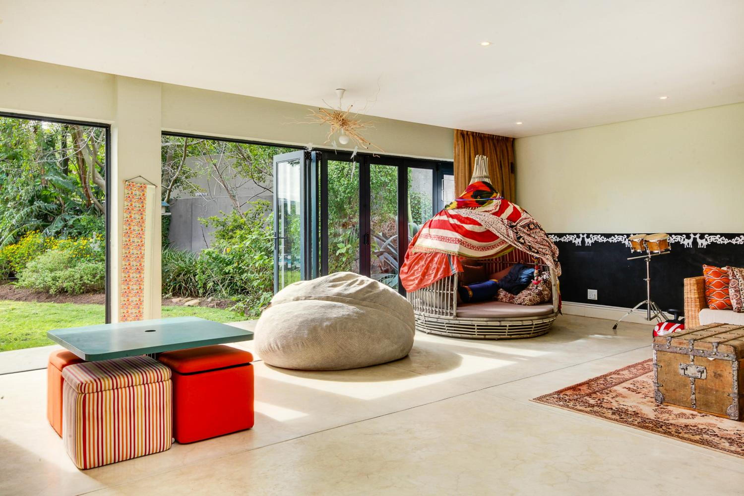 Фото Table Mountain Retreat