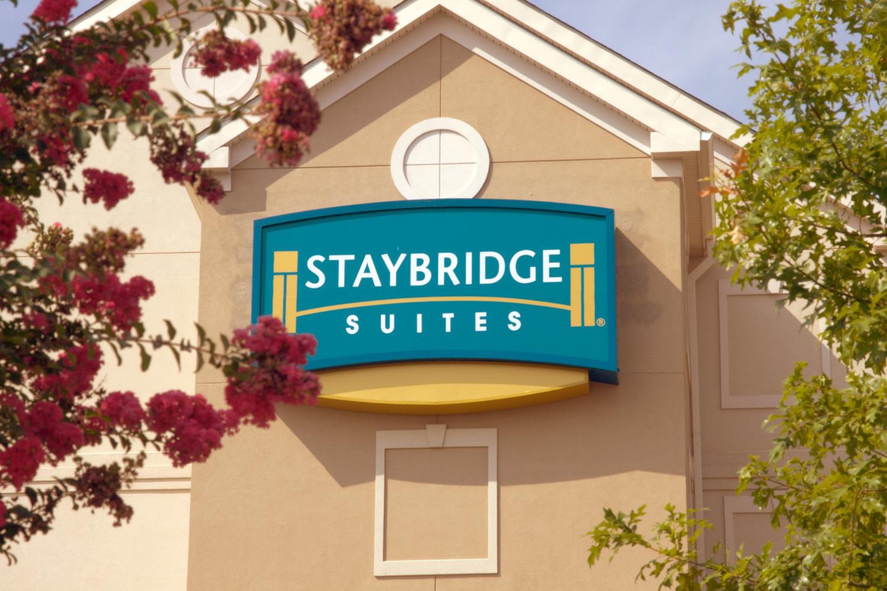 Фото Staybridge Suites Chantilly - Dulles Airport, an Ihg Hotel