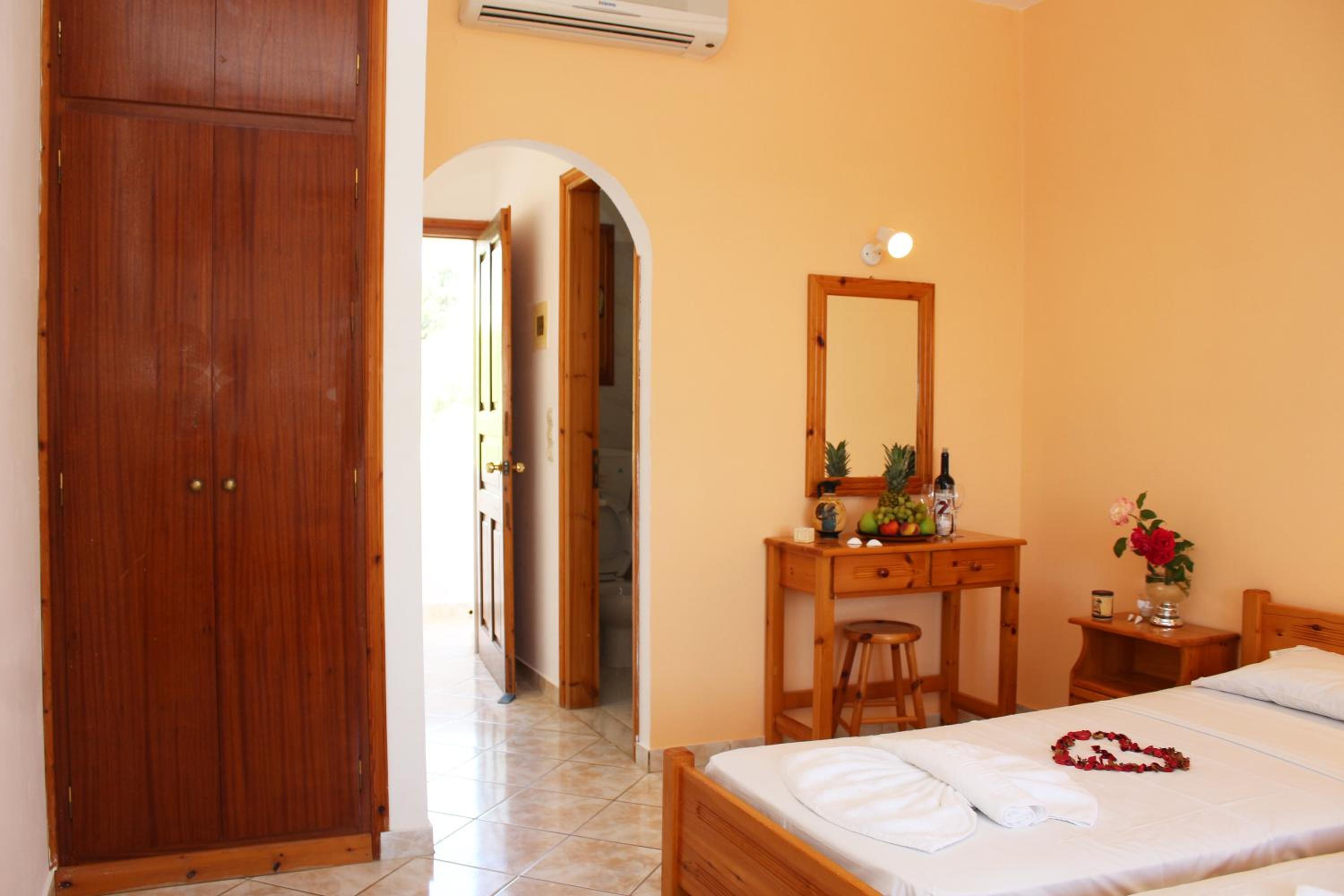 Фото Zante Yliessa