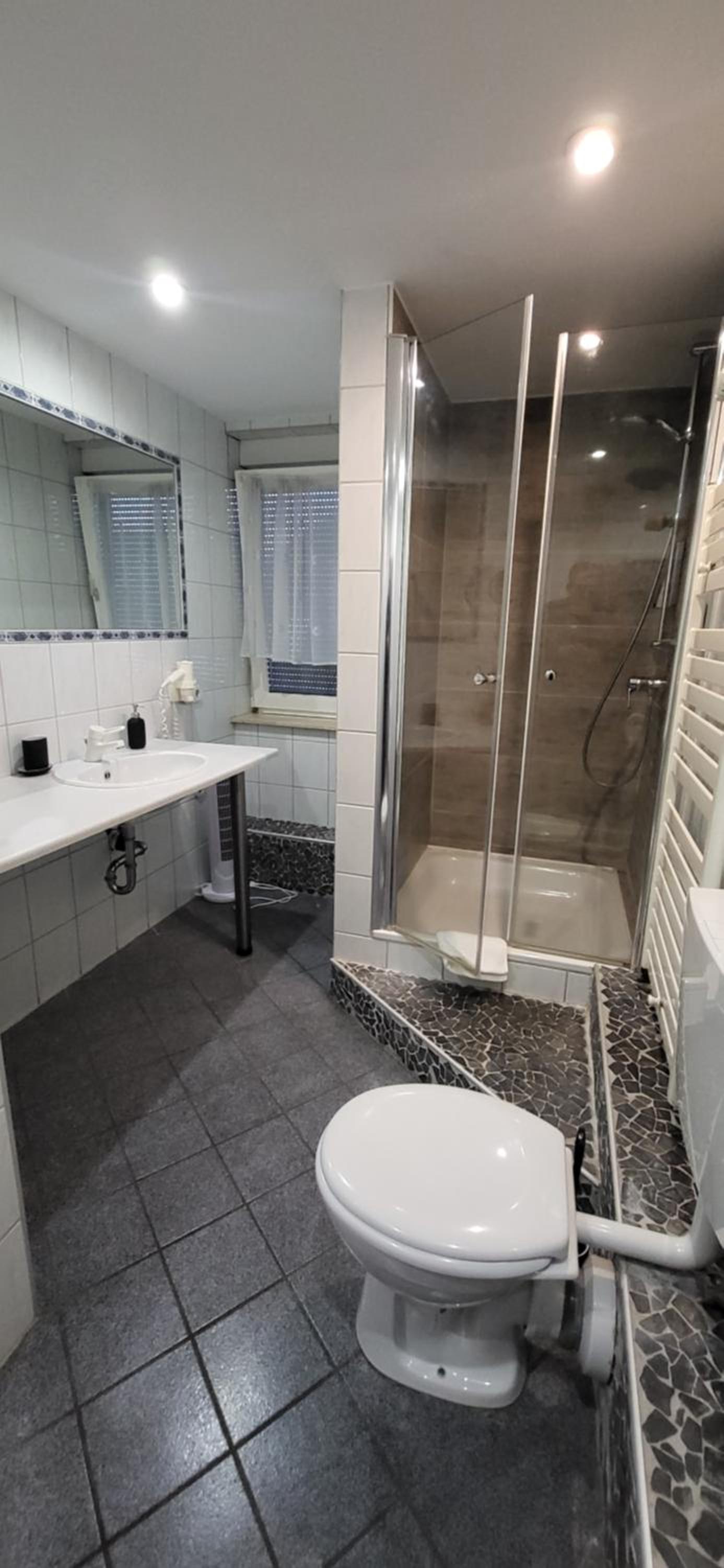 Фото Hotel Gasthaus Ellenberger