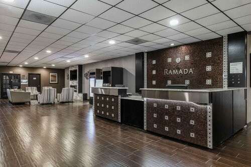 Гостиница Ramada by Wyndham Odessa Near University of Texas Permian в Одессе
