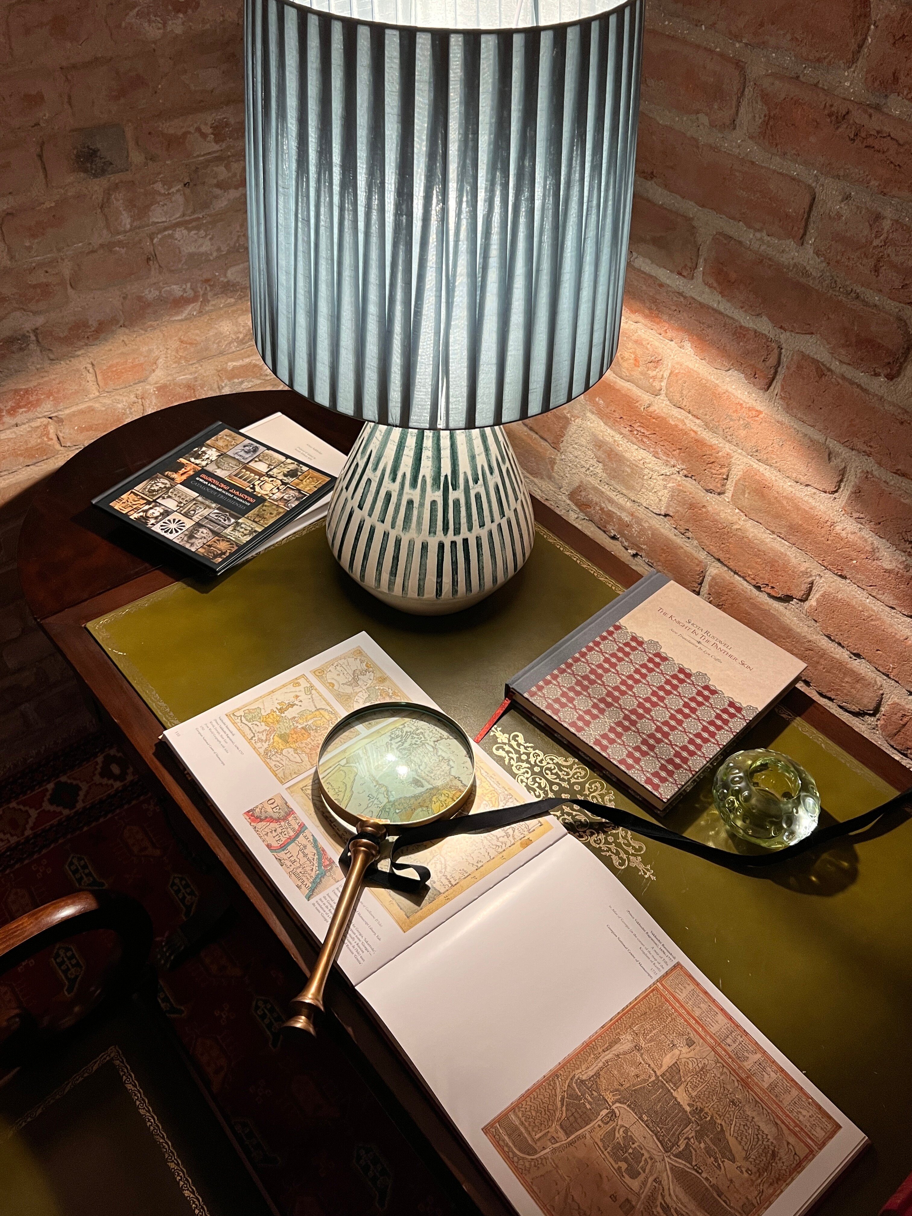 Фото Qarvasla Hotel