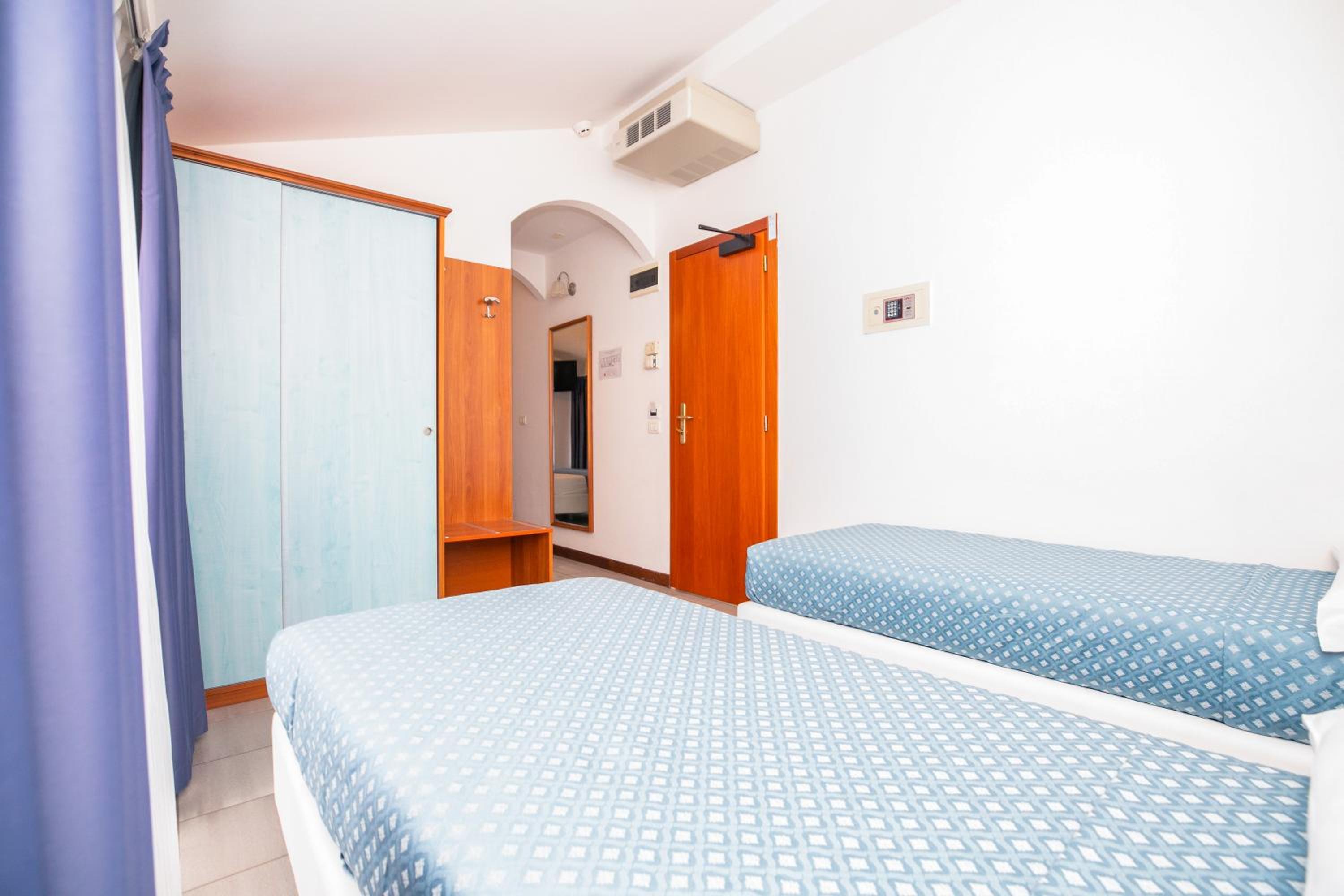 Фото Hotel Brienz