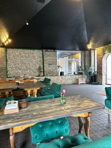 Веранда Гуси (ulitsa Karla Marksa, 8), restaurante