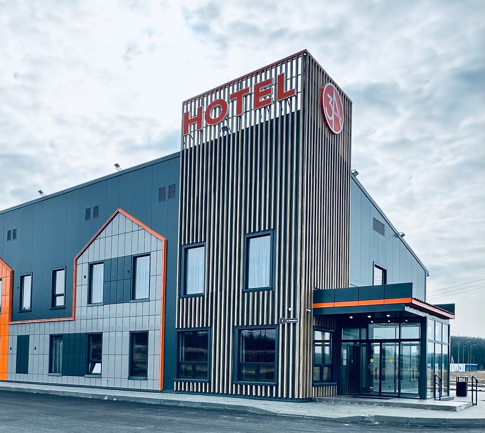 Фото отеля 1