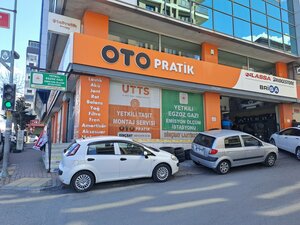 Otopratik Dinçbay (İstanbul, Bayrampaşa, Kartaltepe Mah., Aykut Sok.) ، ورشة لتصليح السيارات