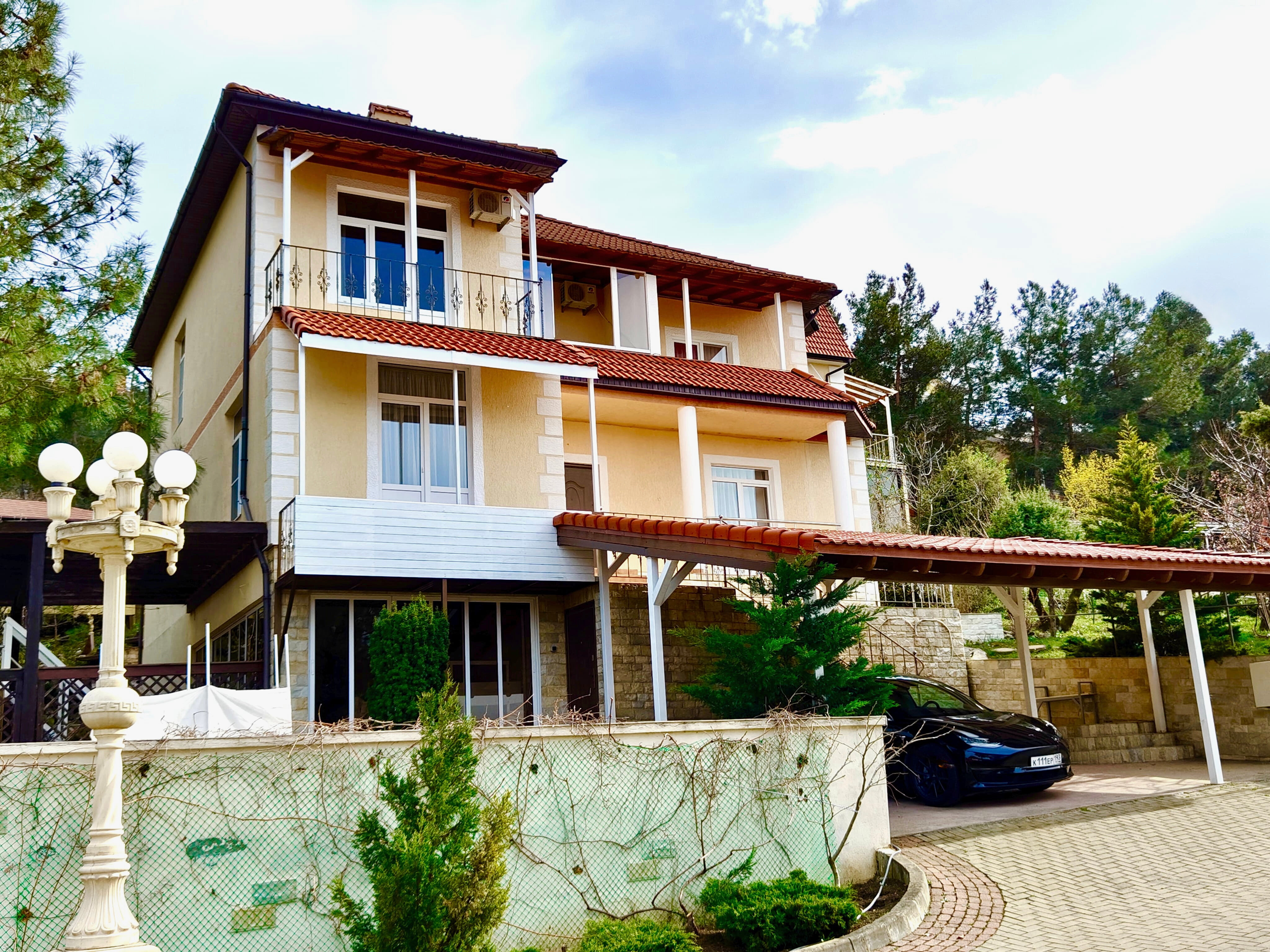 Фото Дом Палермо Премиум