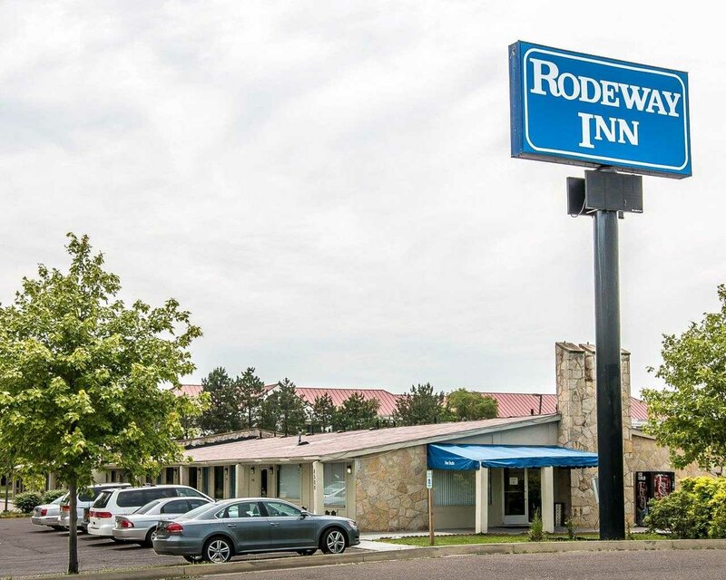 Гостиница Rodeway Inn Metro Airport