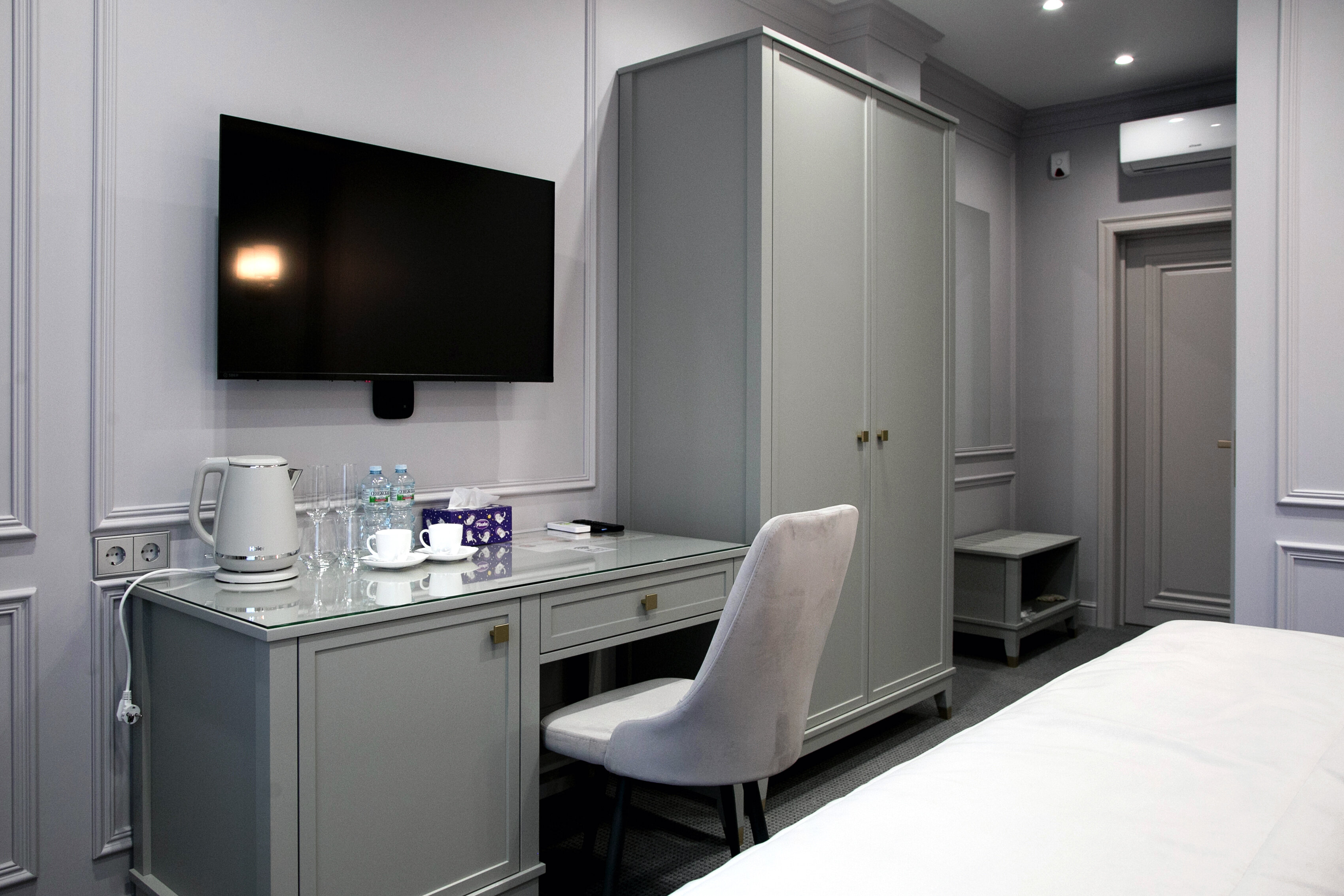 Фото Империя