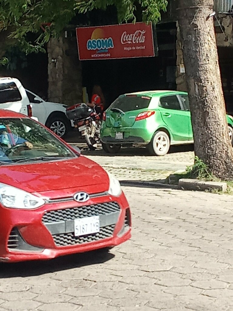 Supermarket Micromarket Asoma, Santa Cruz de la Sierra, photo