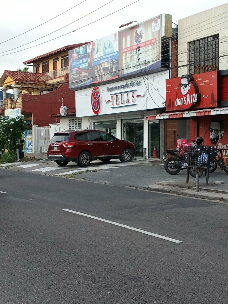 Home goods store Supermarket of Fabrics, Santa Cruz de la Sierra, photo