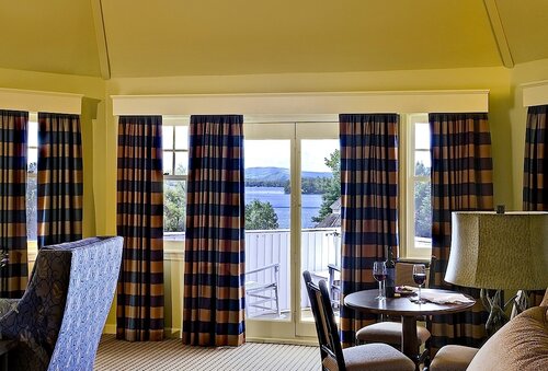 Внешний вид отеля The Wolfeboro Inn в Уолфеборе, фото 1