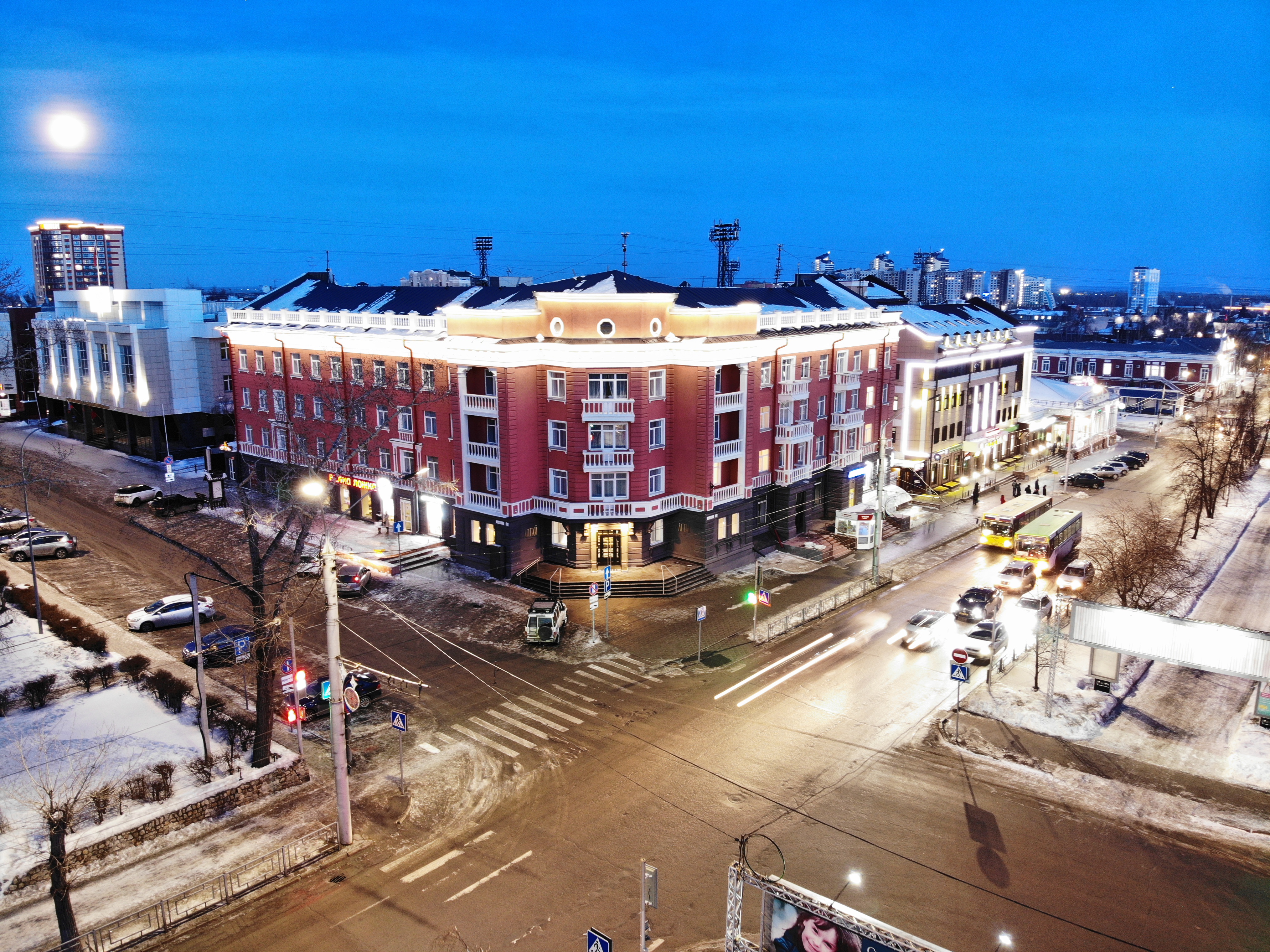 Фото отеля 1