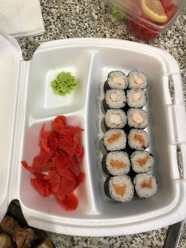 Суши Шоп, +7 938 334-15-15, Октябрьская ул., 81, Instagram: Sushi_shop26, Георги