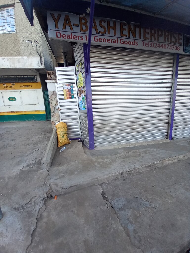 Supermarket Ya-Bash Enterprise, Accra, photo