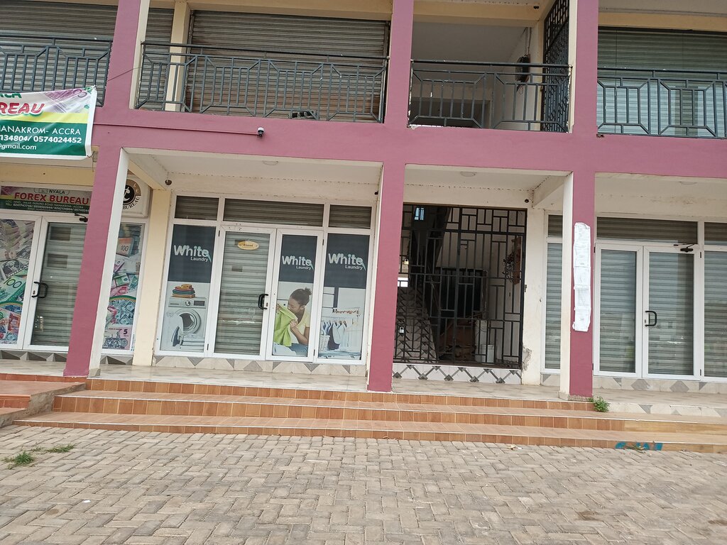 Laundry White, Earth, photo