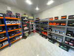 AkbCentr (улица Генерала Петрова, 26), batteries and chargers
