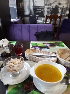 Molodost kafe Glusskogo Raypo (garadski pasiolak Glusk, vulica Kirava, 29), cafetería