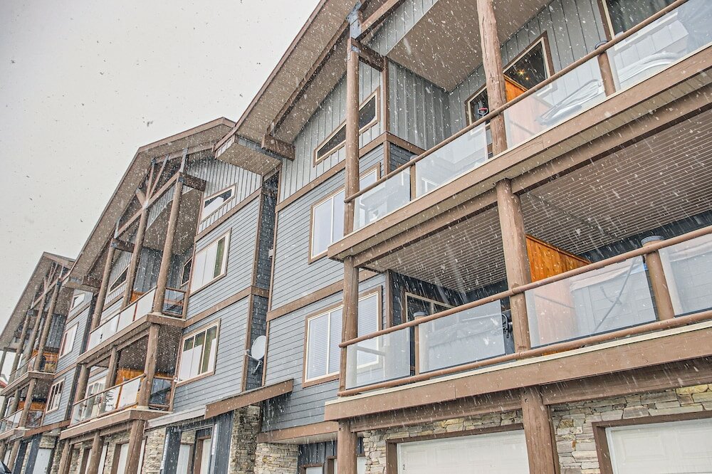 Фото Snowy Creek by Okanagan Premier