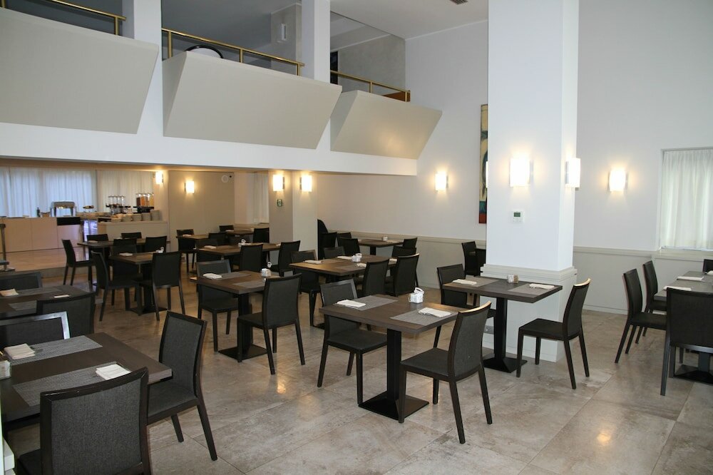 Фото Altido Modern and Chic in Como