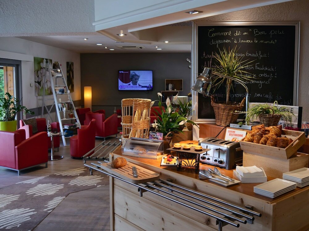 Фото Hotel ibis Nemours