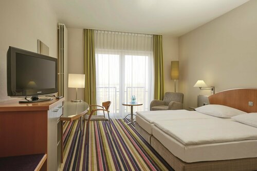 Гостиница H Plus Hotel Köln Hürth в Хюрте