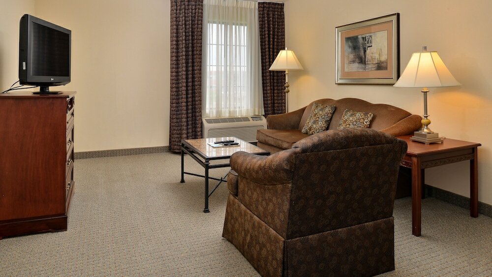 Фото Staybridge Suites West Des Moines, an Ihg Hotel
