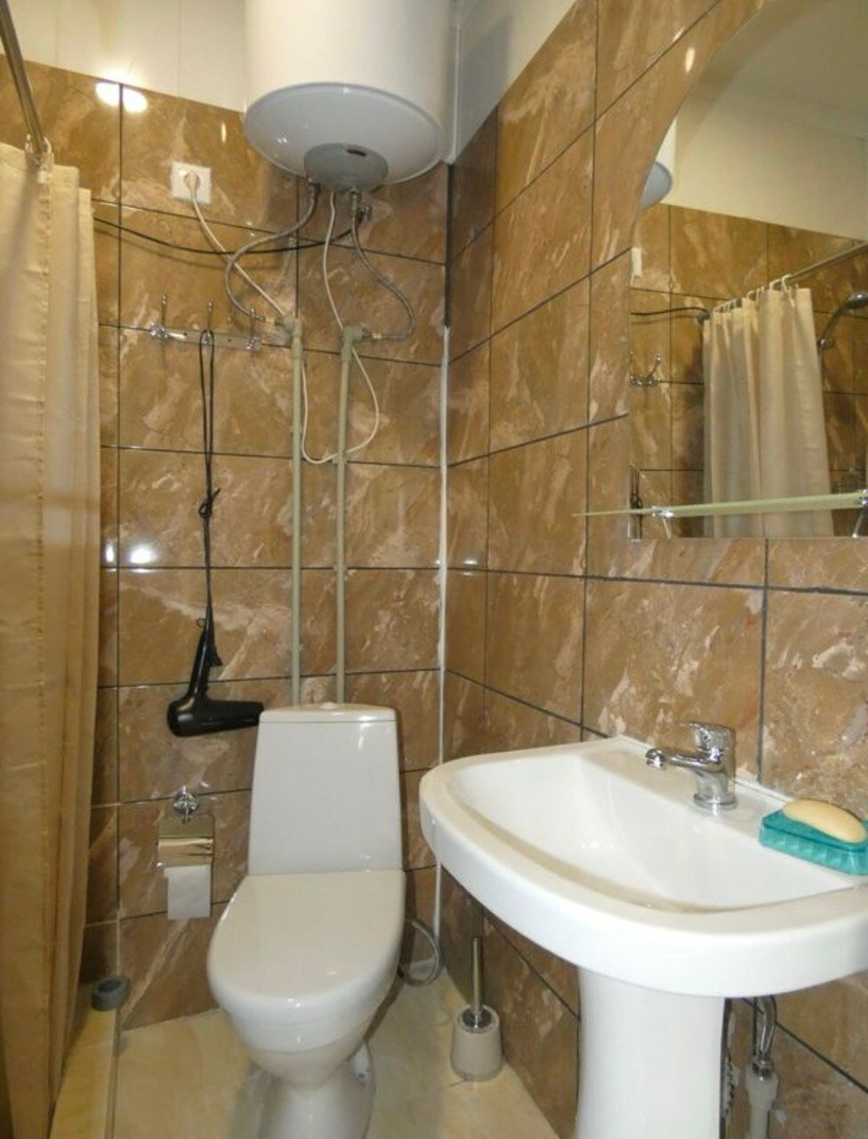 Фото отеля 3