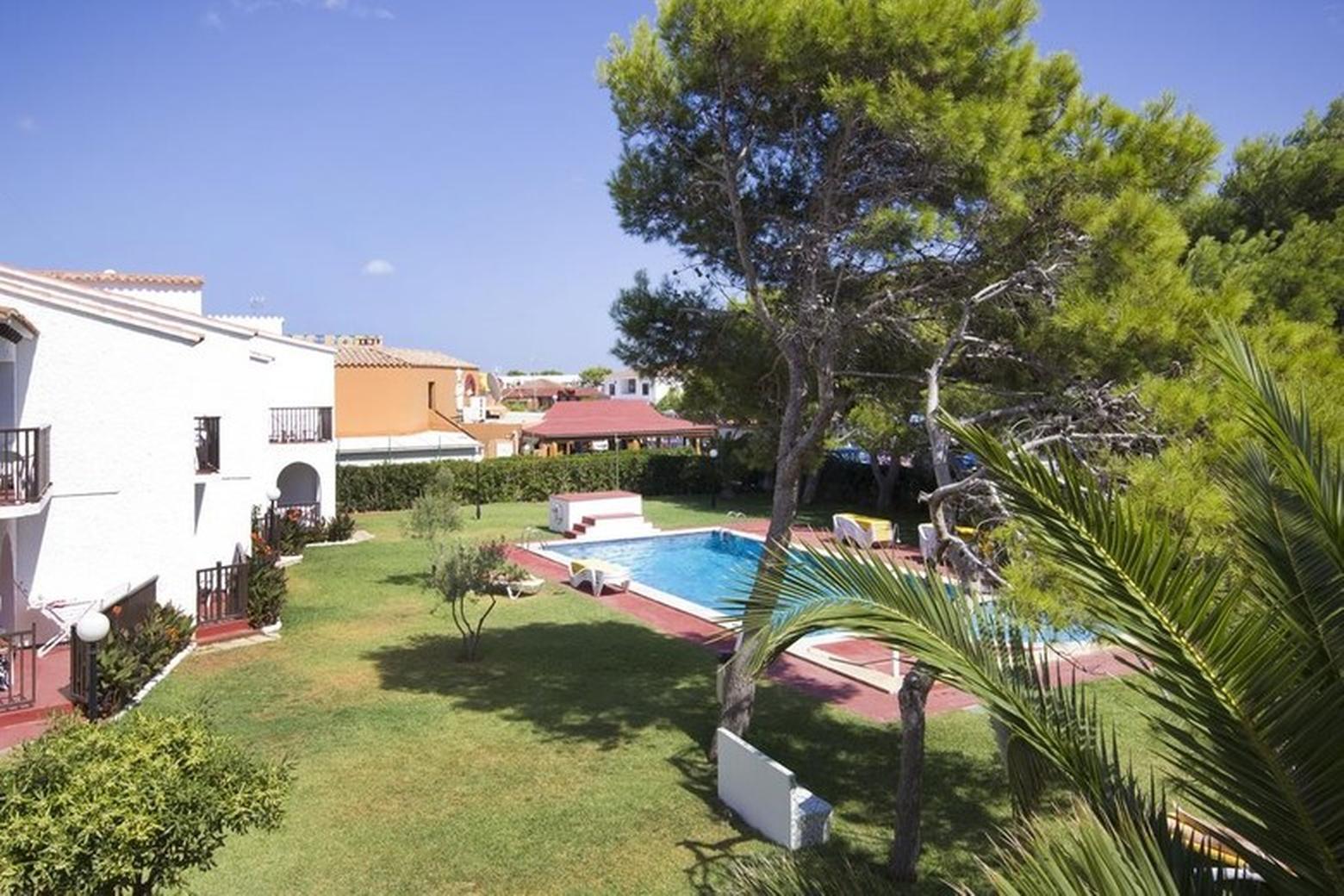 Фото Apartamentos Sol Y Mar Menorca