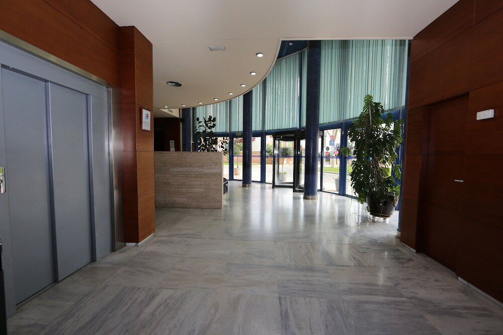 Фото Hotel Universidad