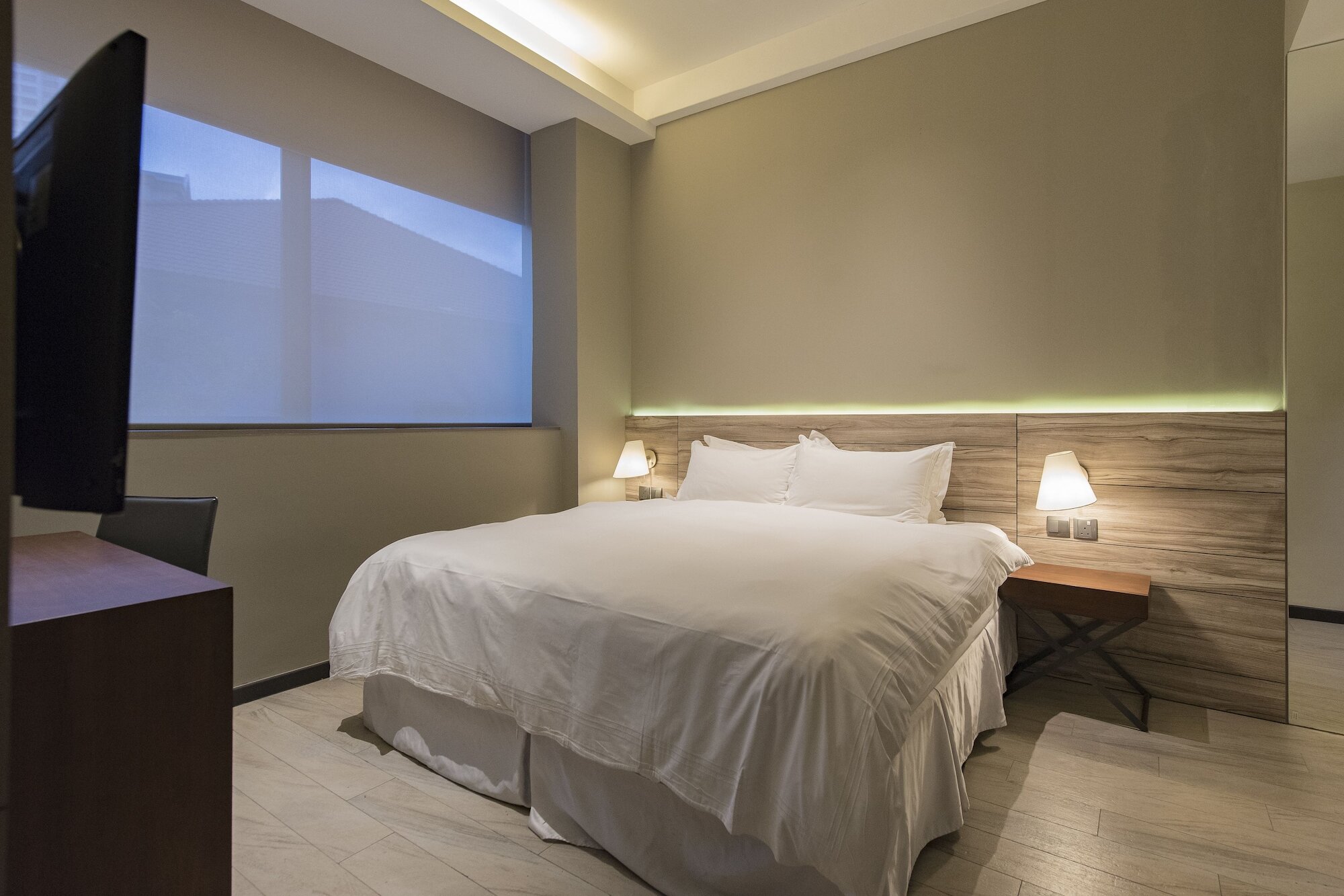 Фото Louis Kienne Serviced Residences