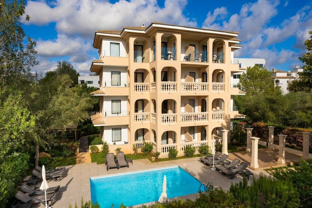 Фото Apartamentos Sinfony