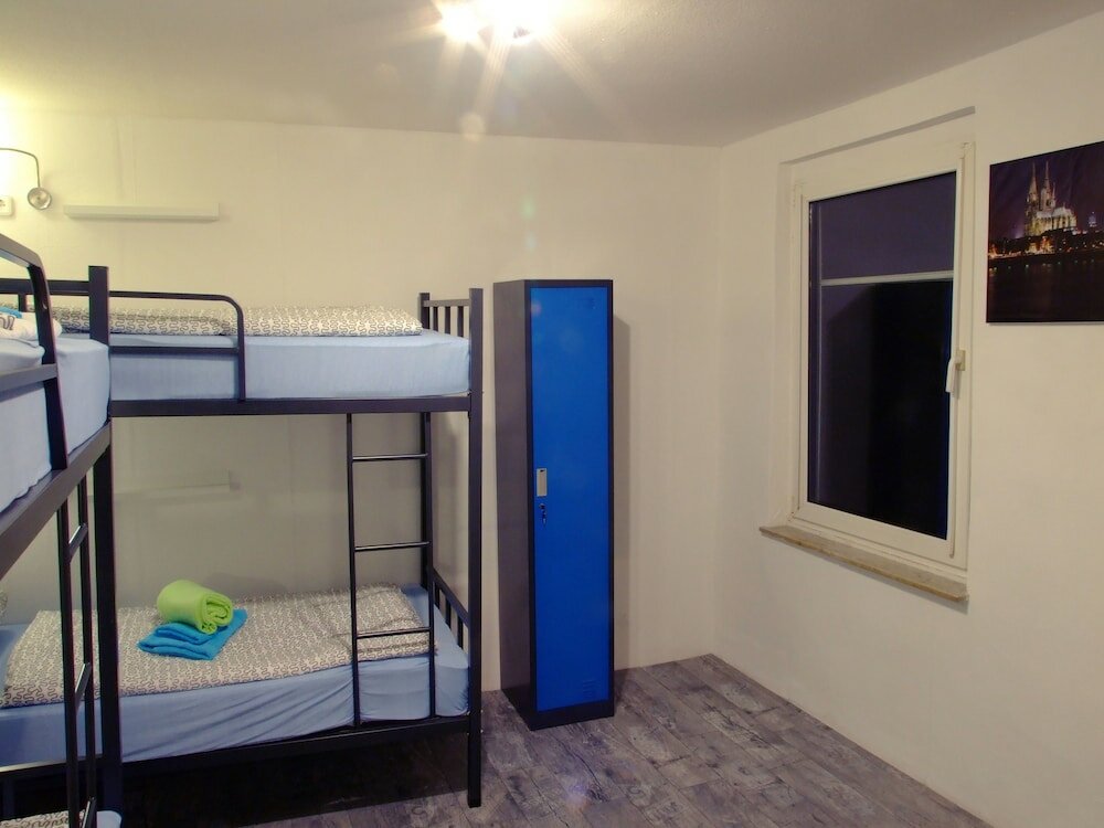 Фото The Penny Pincher Inn - Hostel