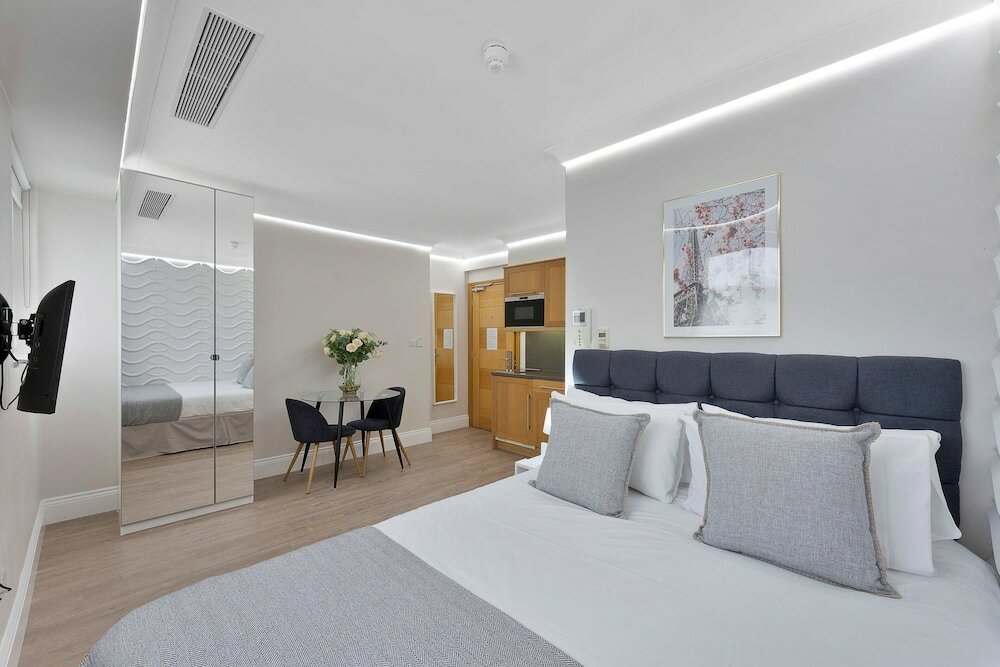 Фото Guilford Street Apartments