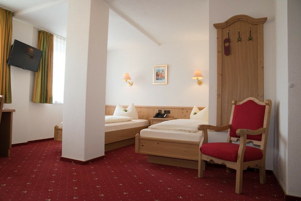 Фото Hotel Bauer garni