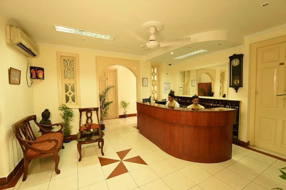 Hotel Oyo 6760 Chowdhury Estate Premium, Calcutta, photo