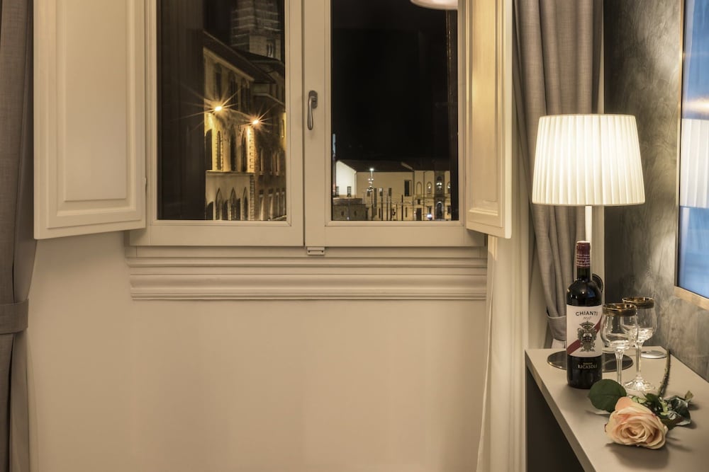 Фото Daphne Guest Hause